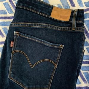 Levi’s High Rise Dark Wash Skinny Jean